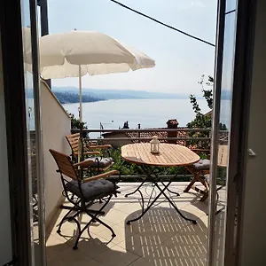 https://new-cosy-apartment.primorje-gorskikotar.com